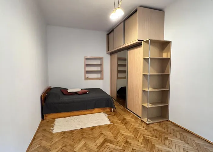 Niecala Twelve - Old Town Hideaway Апартаменти *