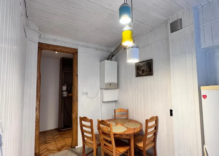 Niecala Twelve - Old Town Hideaway Апартаменти