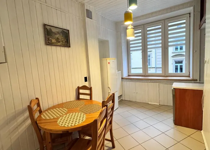 Апартаменти Niecala Twelve - Old Town Hideaway